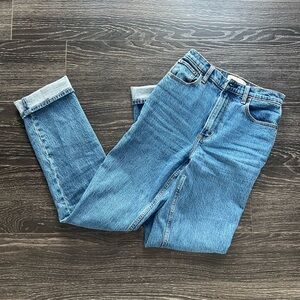 Abercrombie Ultra High Rise 90’s Straight Jean - 25 Extra Long